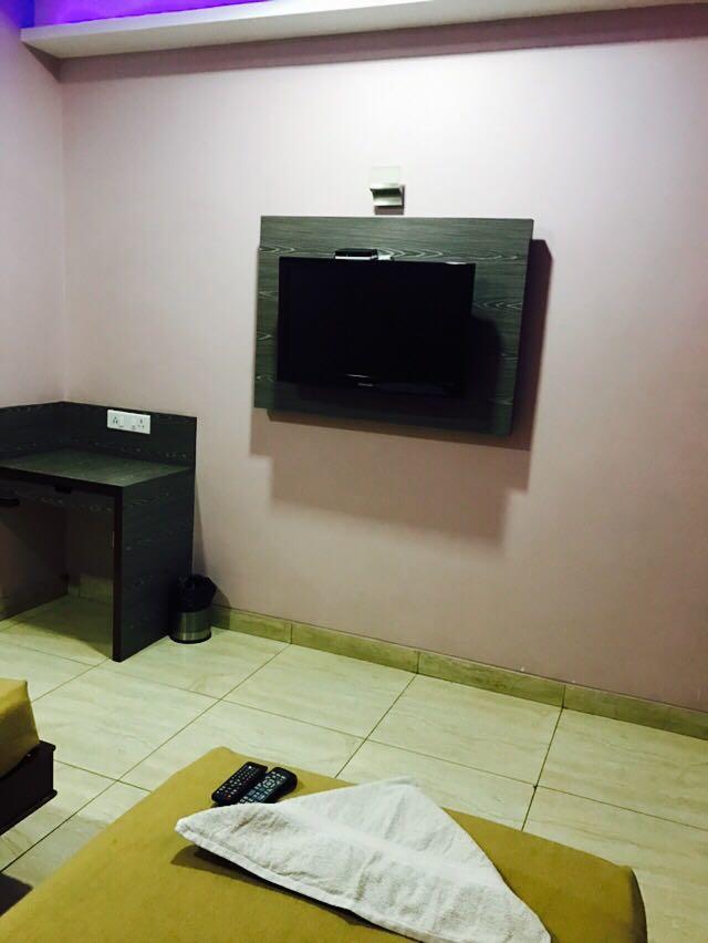 Iroomz Vaishali Residency Bellary Exterior foto